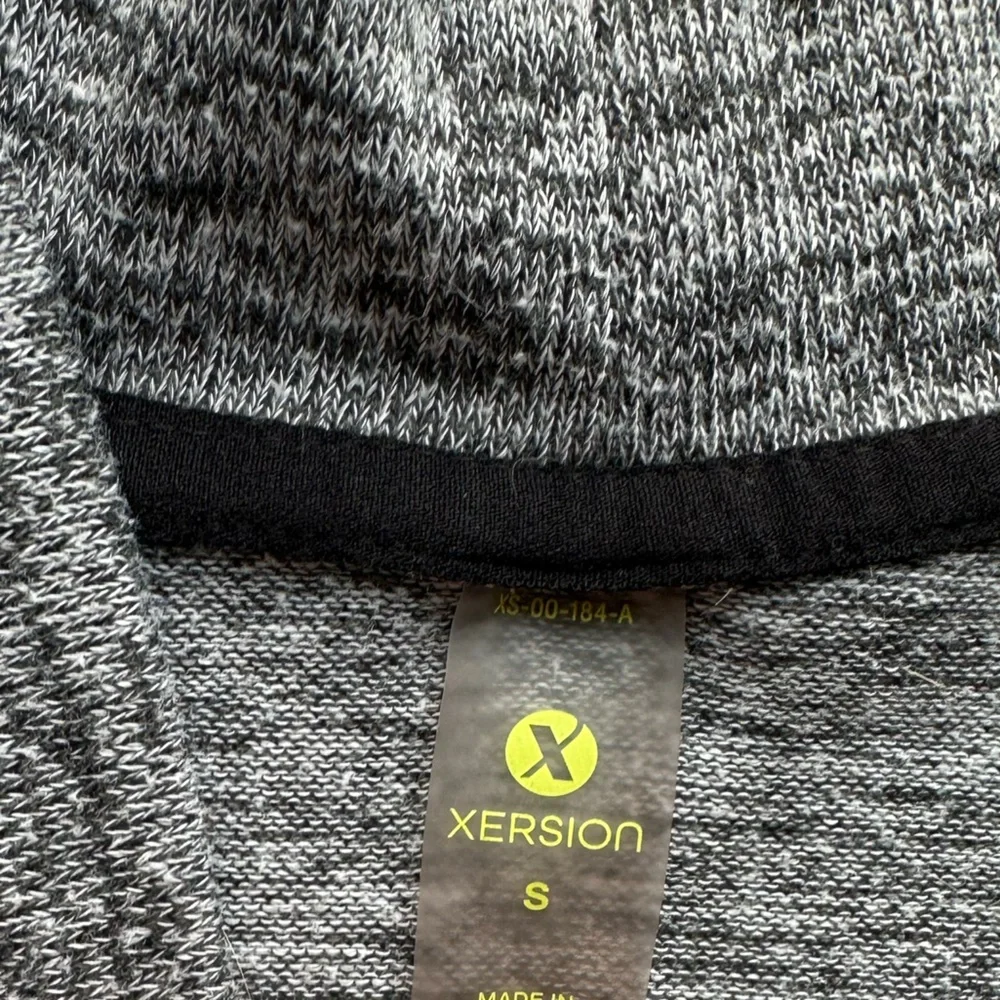 Xersion Women’s Gray Asymmetrical Open Cardigan